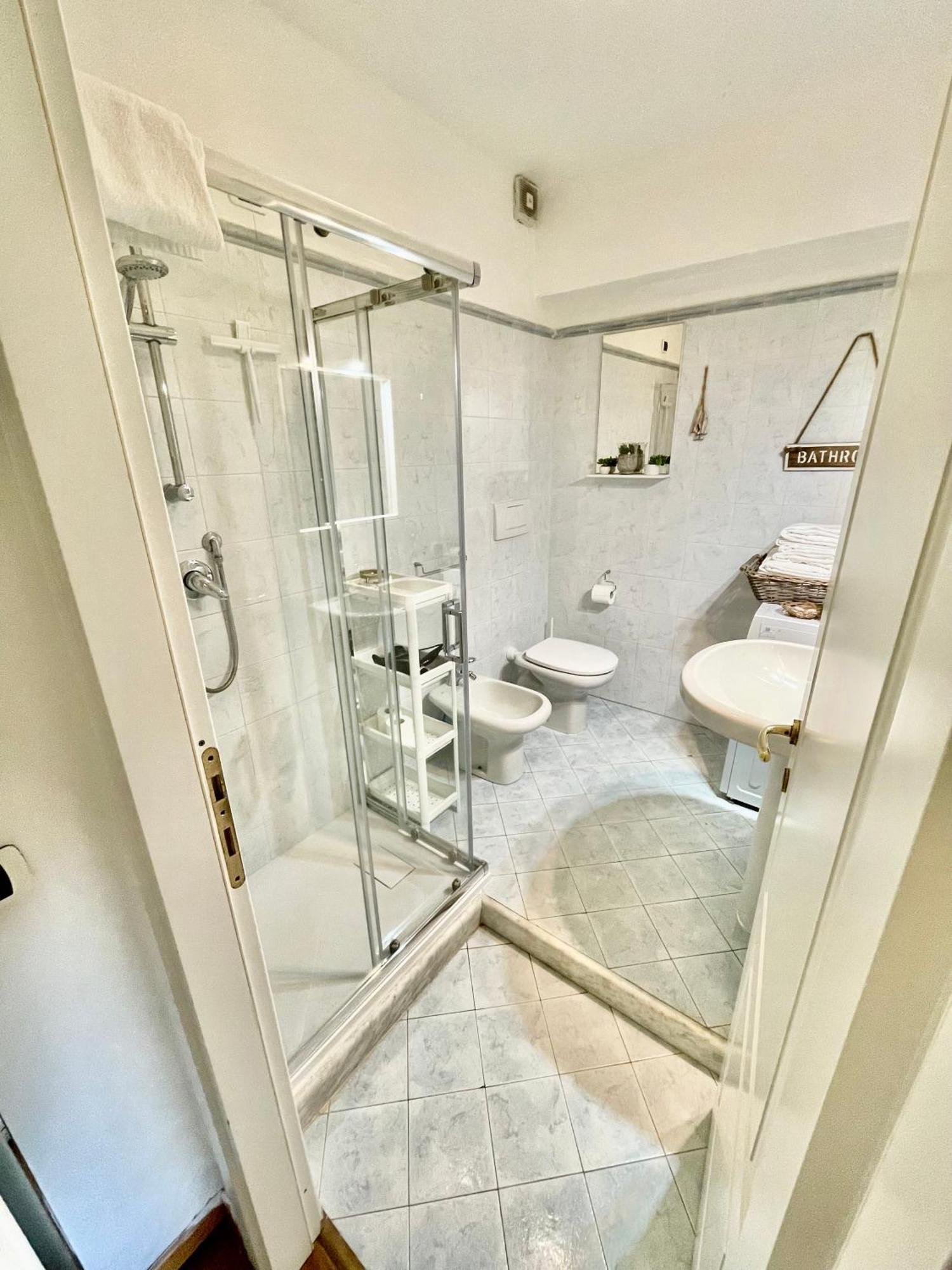 Ledonia Apartment Lerici Eksteriør bilde