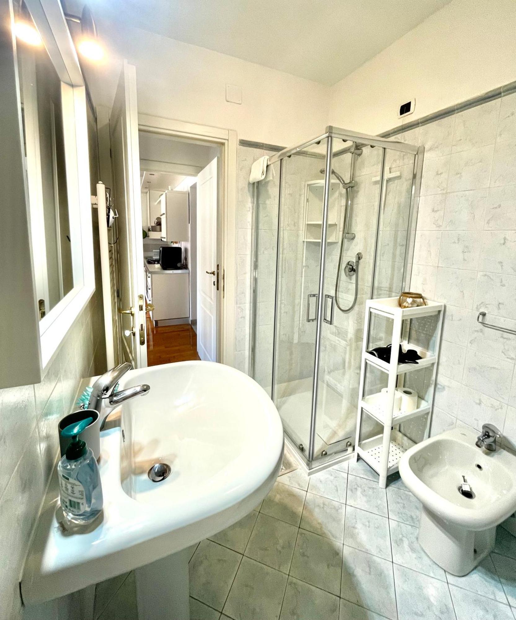 Ledonia Apartment Lerici Eksteriør bilde