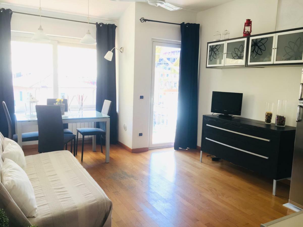 Ledonia Apartment Lerici Eksteriør bilde